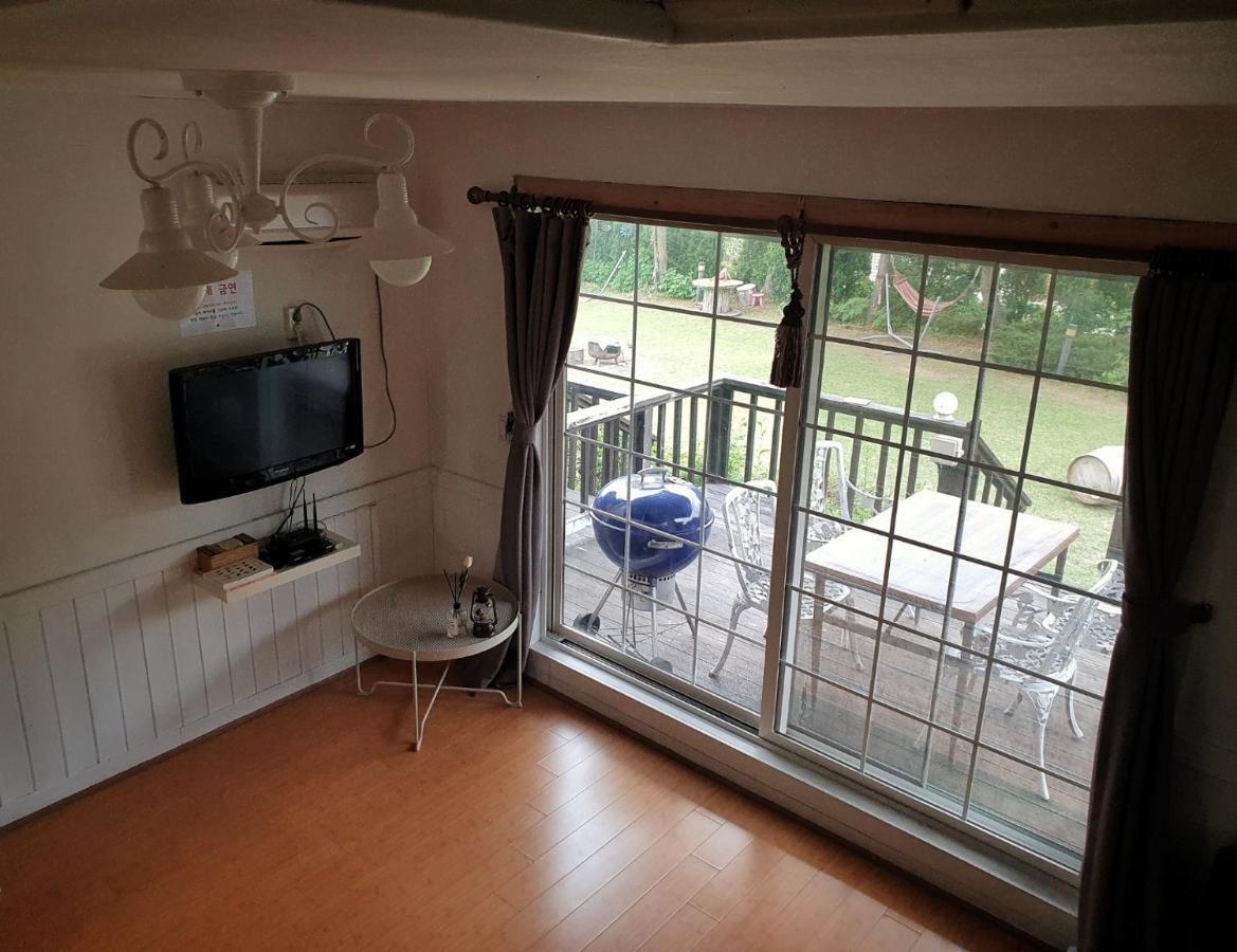 Popcorn House Pension Gapyeong Exterior foto